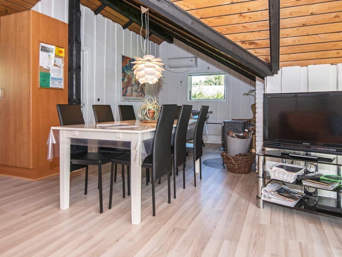 6 Person Holiday Home In Ansager Eksteriør billede