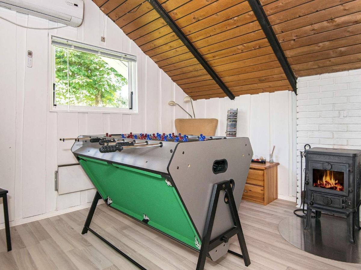 6 Person Holiday Home In Ansager Eksteriør billede