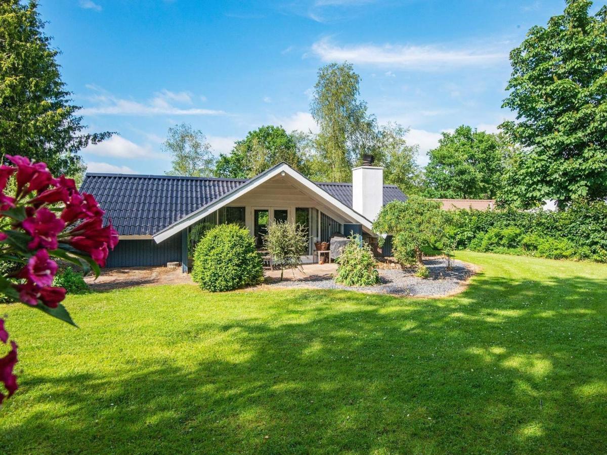 6 Person Holiday Home In Ansager Eksteriør billede
